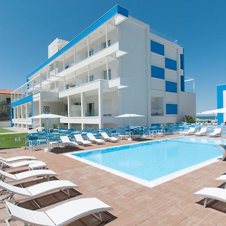 מיסאנו אדריאטיקו Lungomare Relax Residence מראה חיצוני תמונה