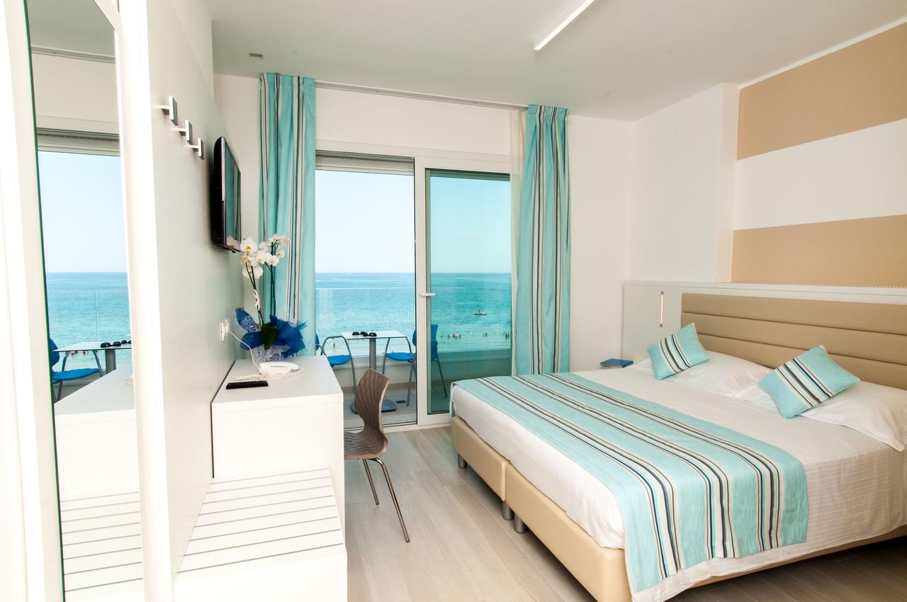 מיסאנו אדריאטיקו Lungomare Relax Residence מראה חיצוני תמונה