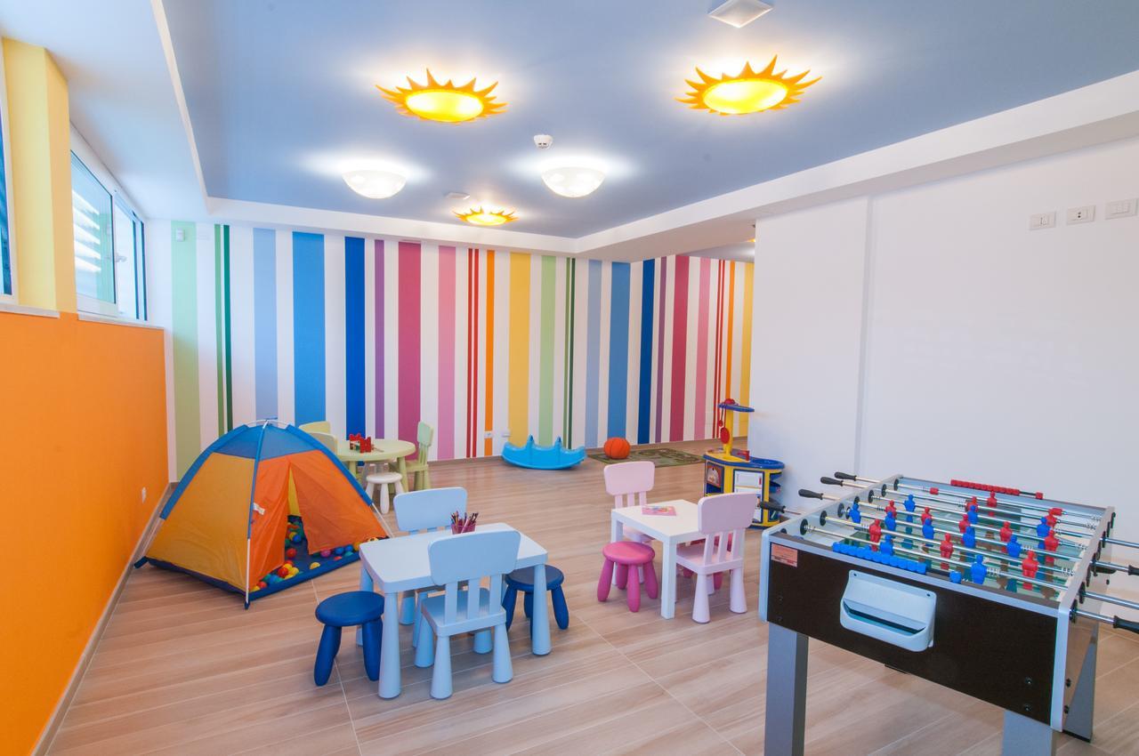 מיסאנו אדריאטיקו Lungomare Relax Residence מראה חיצוני תמונה
