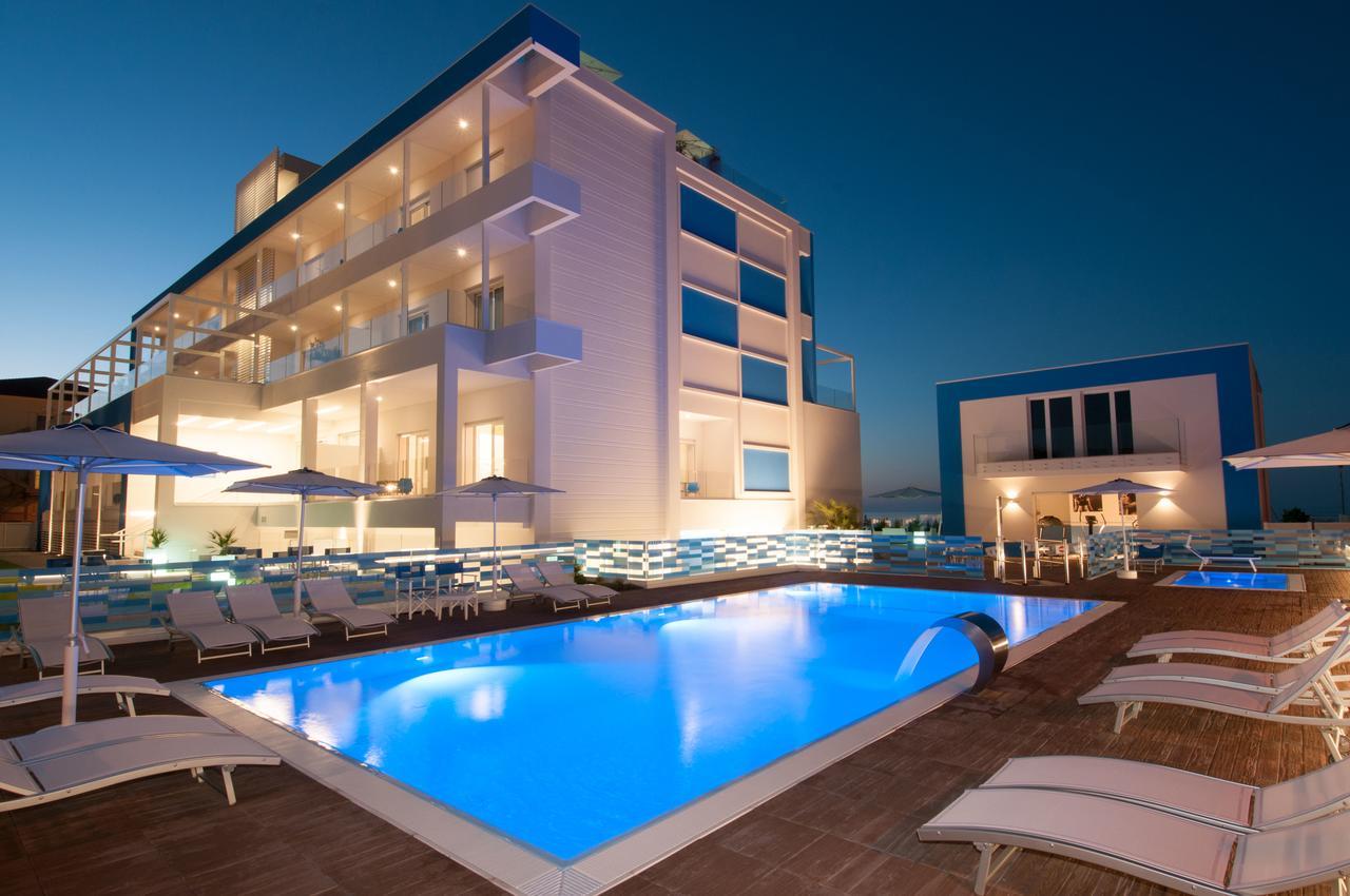 מיסאנו אדריאטיקו Lungomare Relax Residence מראה חיצוני תמונה